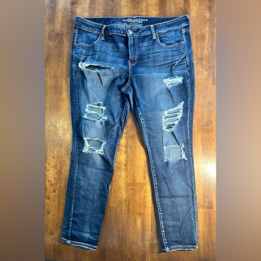 American Eagle Distressed Blue Jeans for Women
